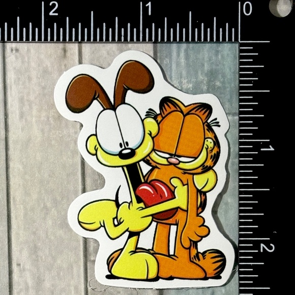 🌀10/$10🌀 Garfield Reusable Waterproof Vinyl Sticker Decal - Picture 1 of 1